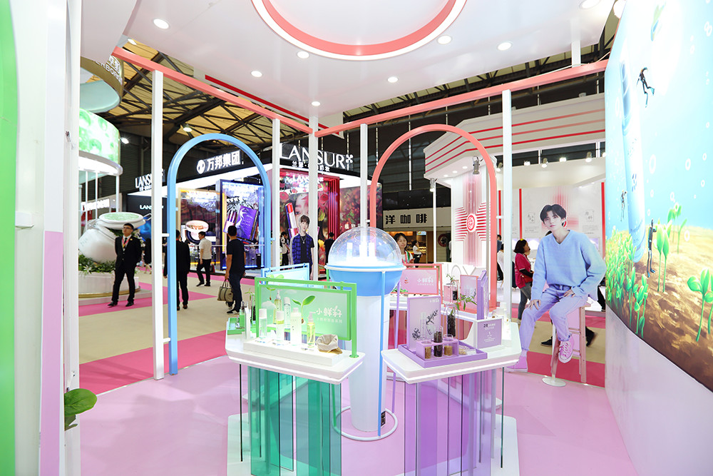 雅芳小鲜籽重磅发布,雅芳小鲜籽系列怎么样