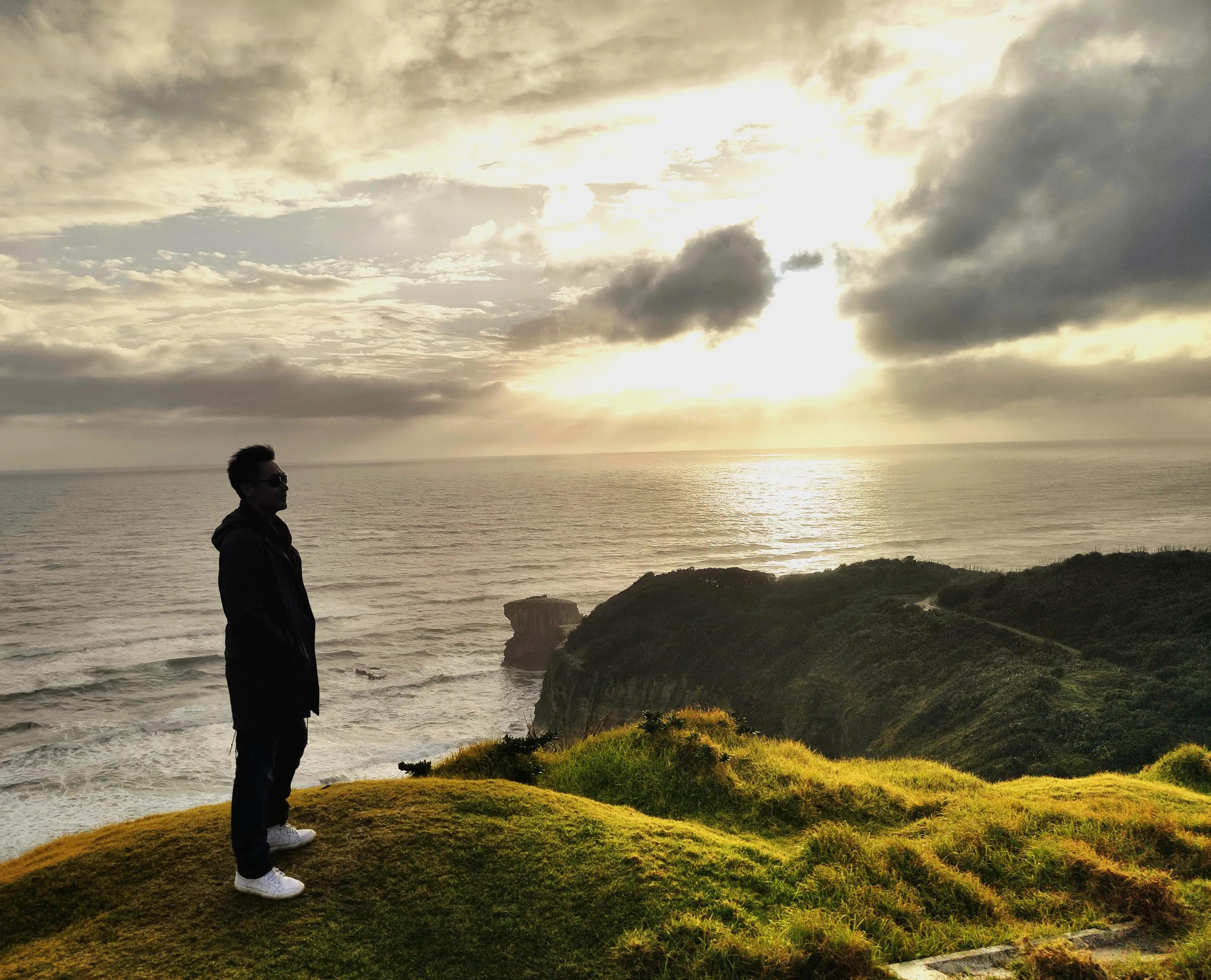 为什么金庸武侠老被翻拍,为什么金庸小说被不断翻拍