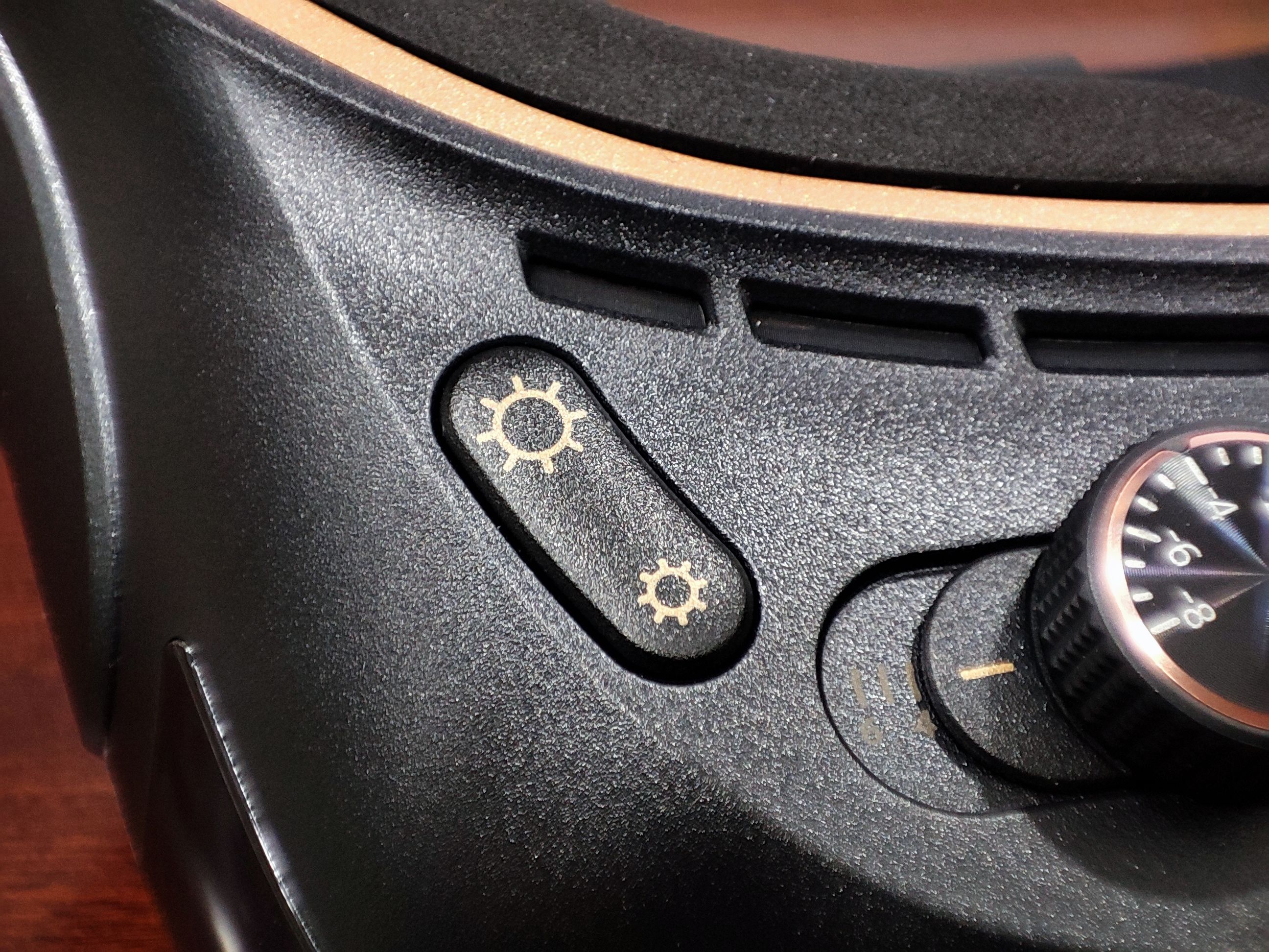 2021年了竟然吹1080P的屏幕非常清晰？实测GOOVIS头戴影院