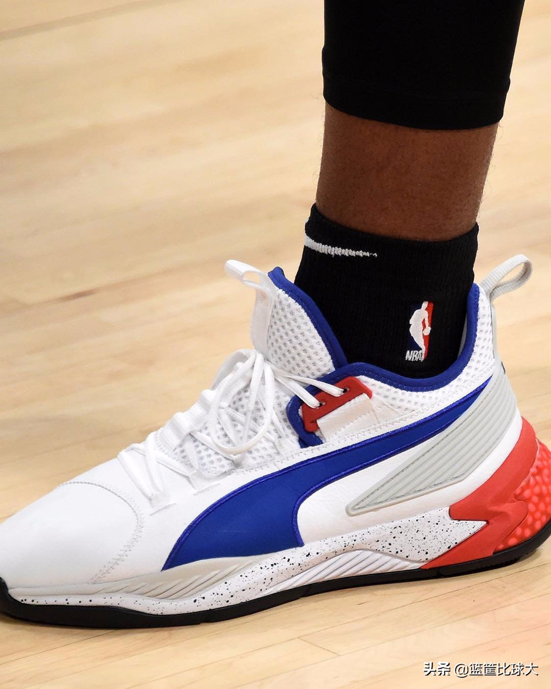 塔图姆秀,凯尔特人塔图姆穿的什么球鞋