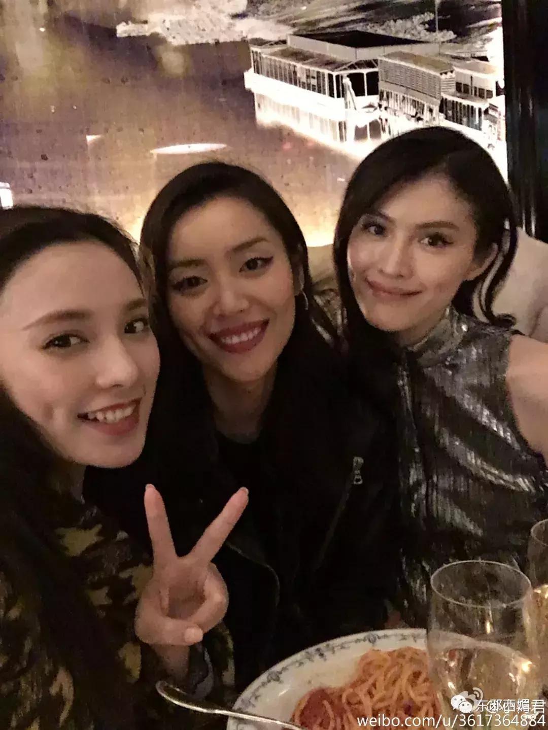 又一位换头宝贝！你能在她身上找到几位女明星的影子？