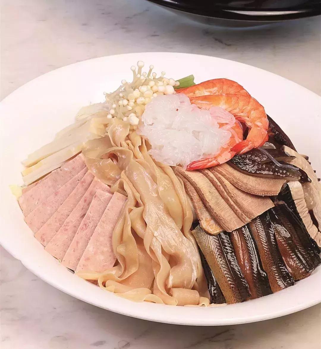 一道菜热卖16年！看看人家是怎么做的