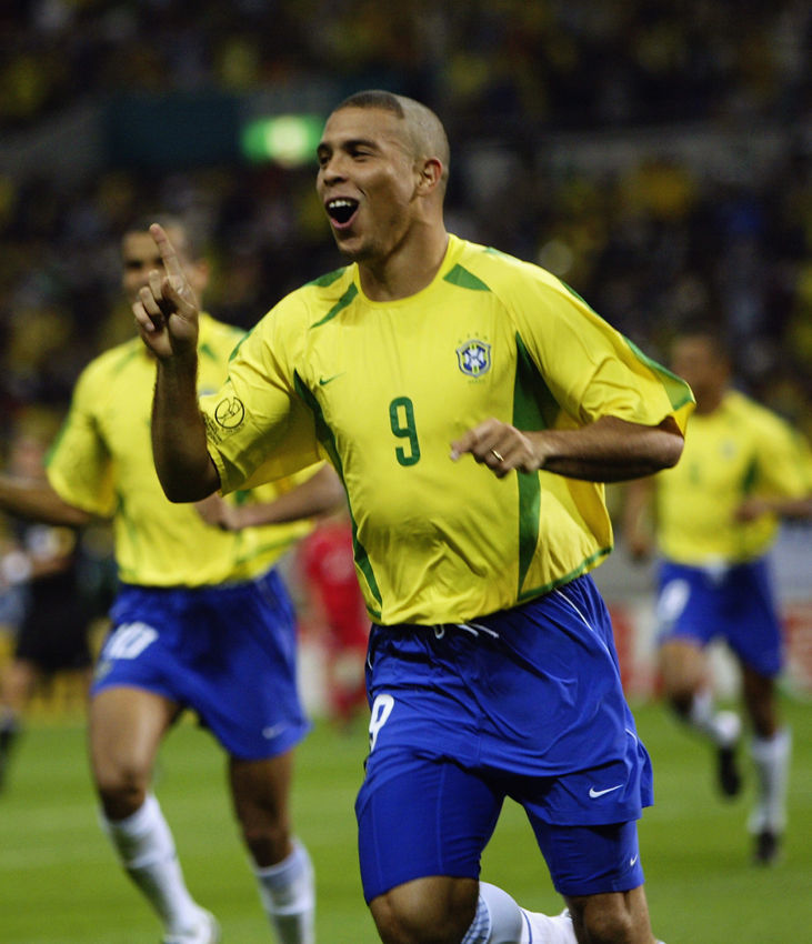 足坛第一帅哥贝克汉姆,足球十大巨星贝克汉姆