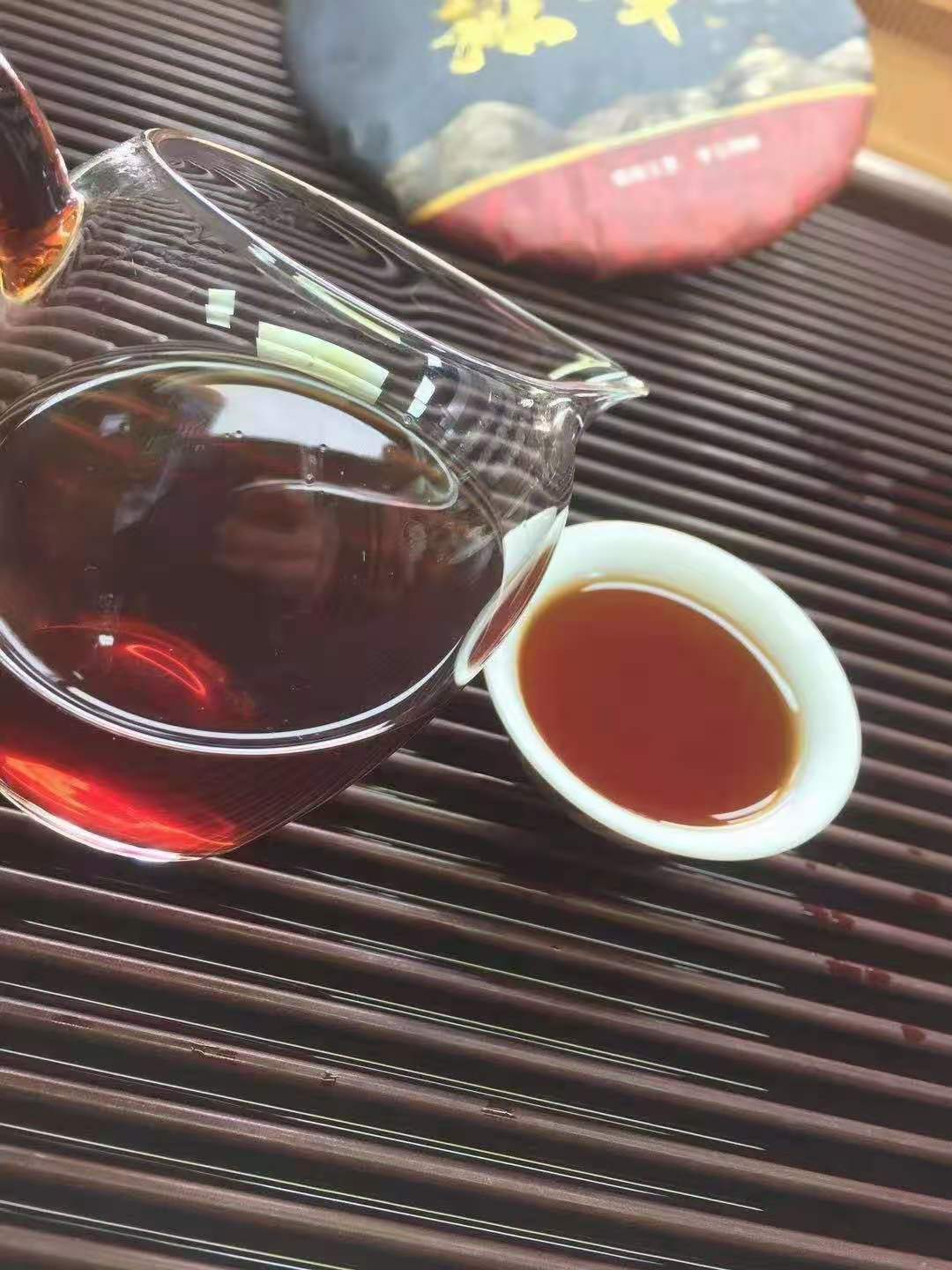 普洱茶饼上的冰岛和班章,普洱茶全是班章冰岛茶