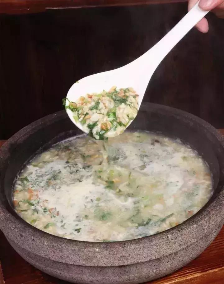 热气腾腾的旺销石锅菜品，学会了能火一整个冬天！