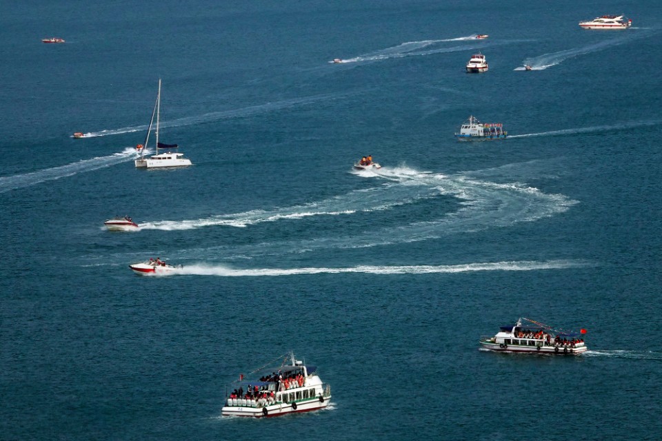 面朝大海春暖花开的背景音乐,面朝大海春暖花开歌曲