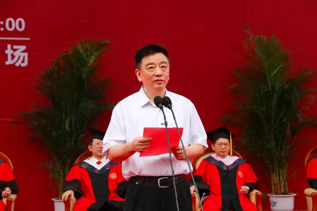 以格局致远人生，中南13193名学子携着满满的祝愿顺利毕业！