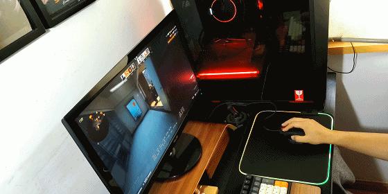 钢厂又出幺蛾子，鼠标垫也能显示游戏血量，这是什么操作