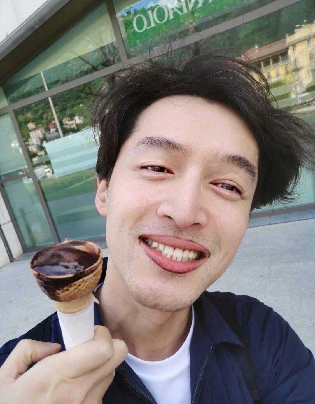 小李子皮特谁更迷人,小李子布拉德皮特戛纳