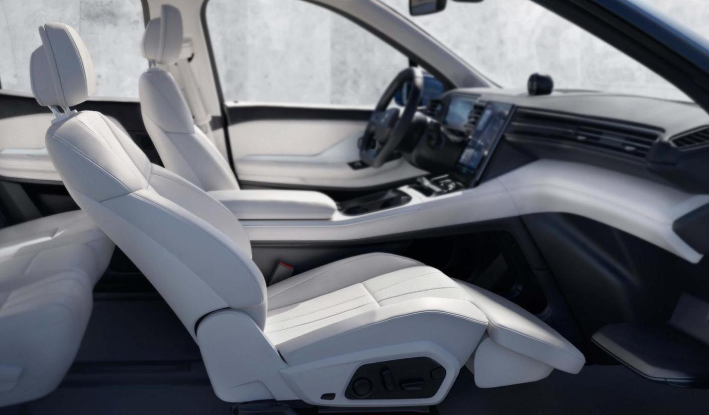 情人节已至，这几家车企将祝您成功