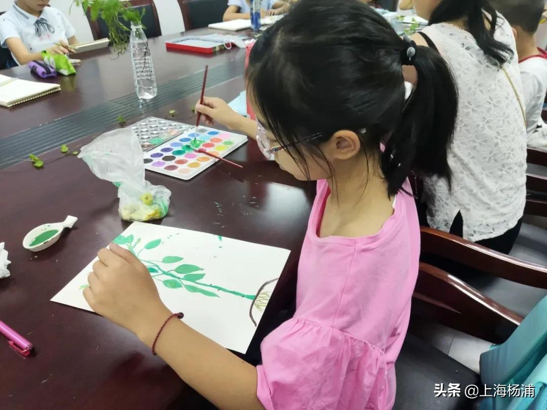 杨浦居民家门口的暑期班开课啦！家长们都冲了~