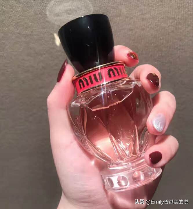 女人闻了上瘾的香水,女生一看就上瘾的香水