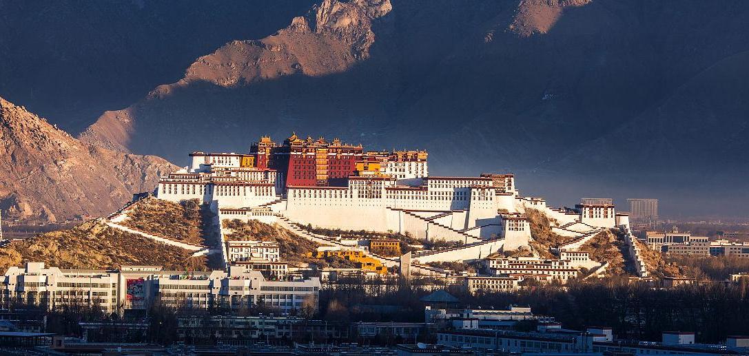 布达拉宫高原之巅,美丽又神秘的拉萨布达拉宫