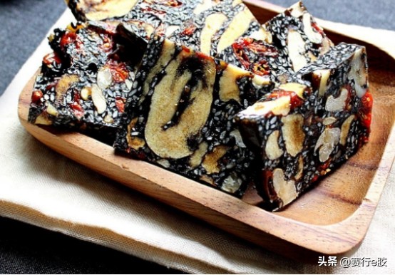 自制手工阿胶糕成本多少,自制驴皮阿胶糕正宗做法