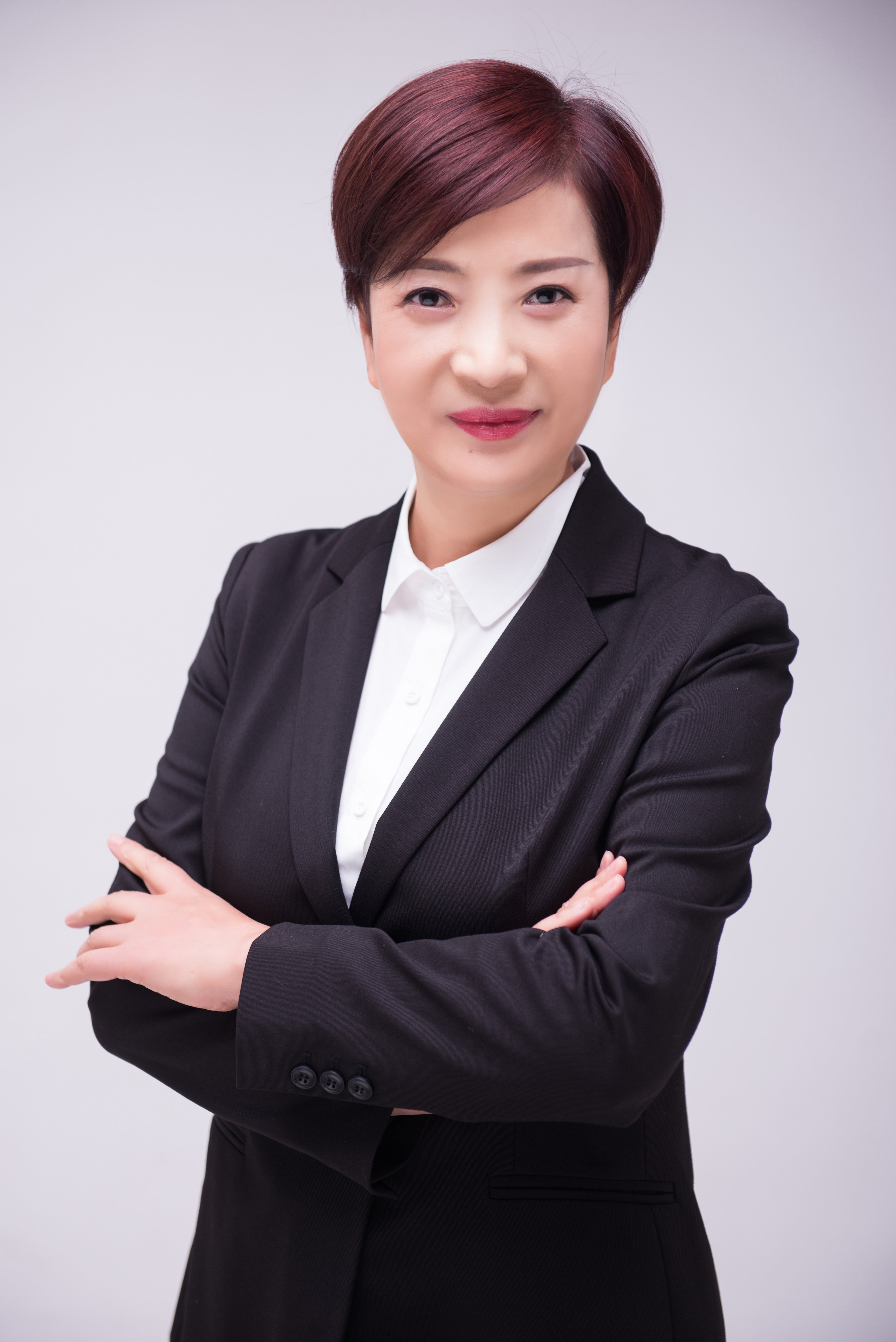 雪豹日化李秋雁,雪豹日化李秋雁简历