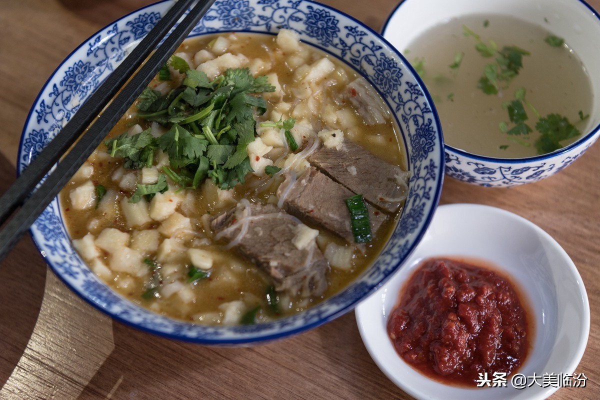 临汾迎春街泡馍,咥一碗泡馍太过瘾