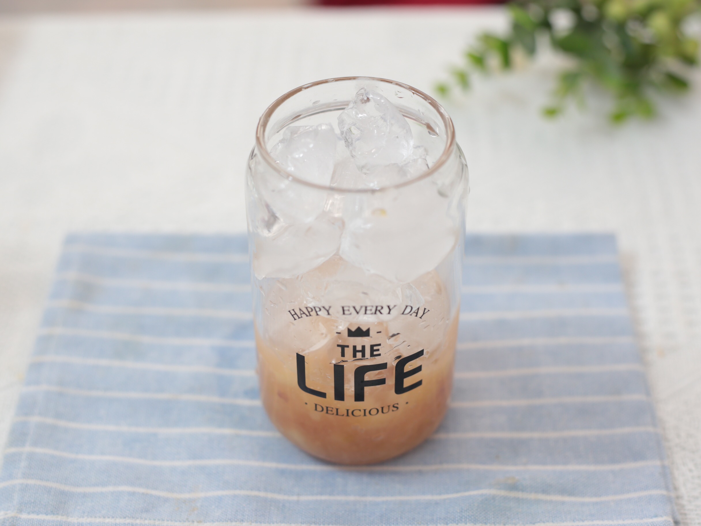 夏天清凉一夏下午茶,夏天的下午茶简单好喝带冰