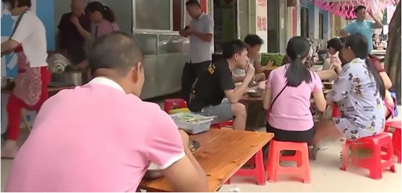 返乡创业养鹅的人,回家养鹅创业项目