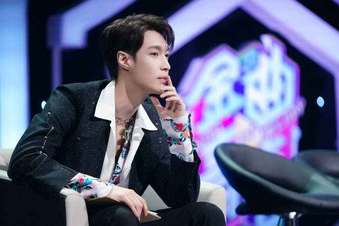 张艺兴金曲青春彩排现场燃,金曲青春张艺兴首次登场