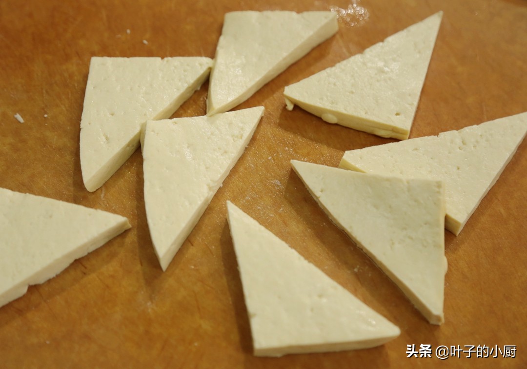 豆腐怎样做简单又好吃,豆腐怎么做又简单又好吃