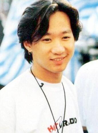 黄家驹短暂且又传奇的一生,揭秘黄家驹永远的光辉岁月