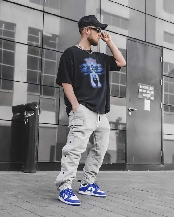 身高一米七左右穿什么衣服显高,一米七几身高怎么穿显高