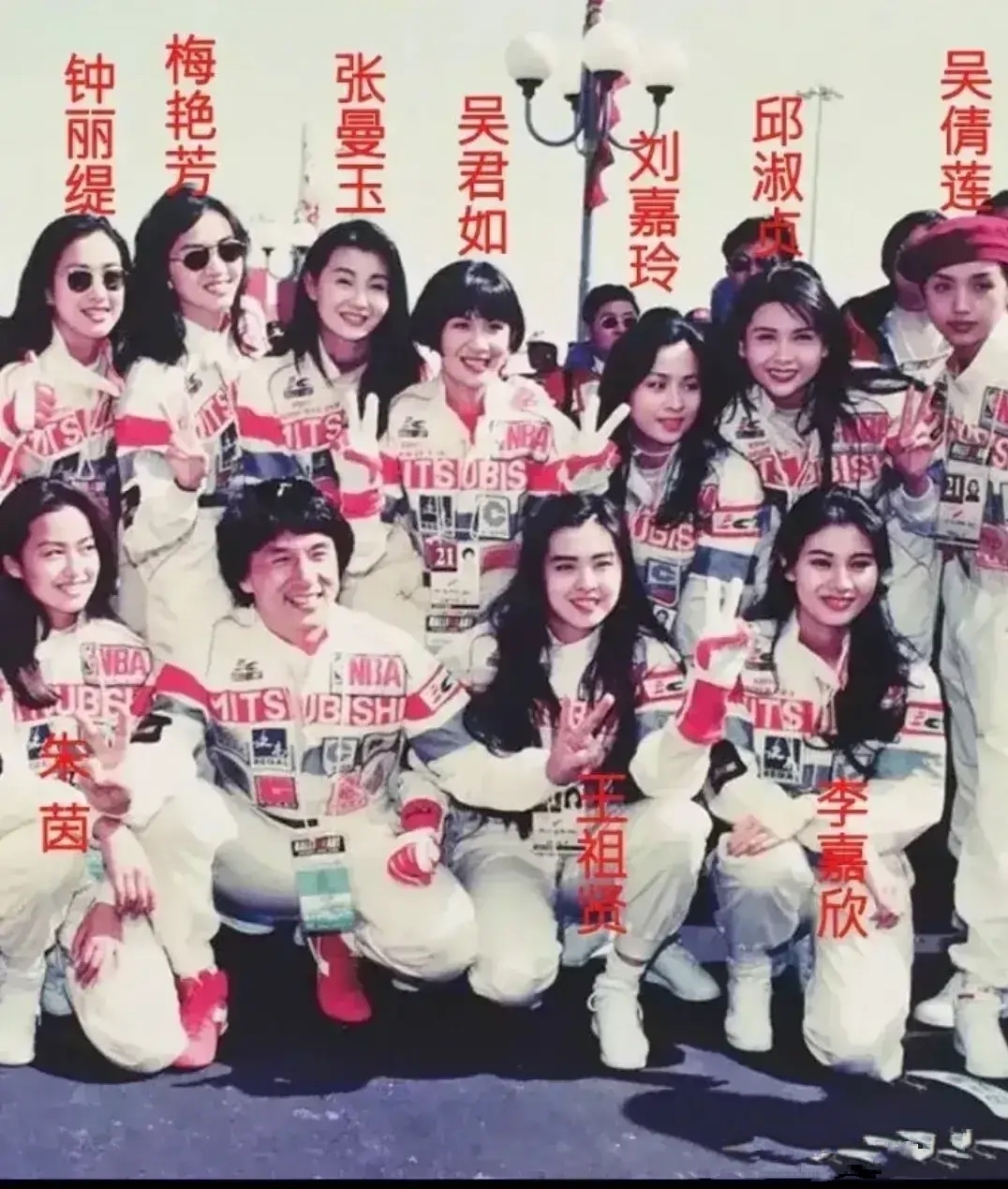 中国历史上最强悍的团队合影,埃菲尔铁塔最著名合影