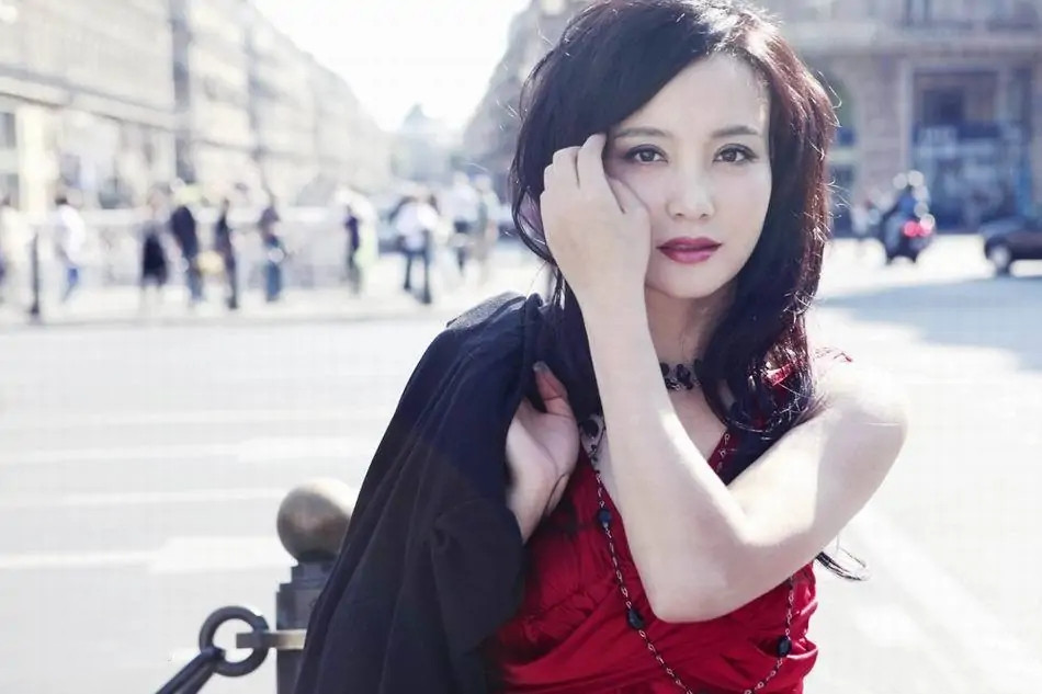 51岁陶虹风波后现身,47岁陶虹婚姻状况