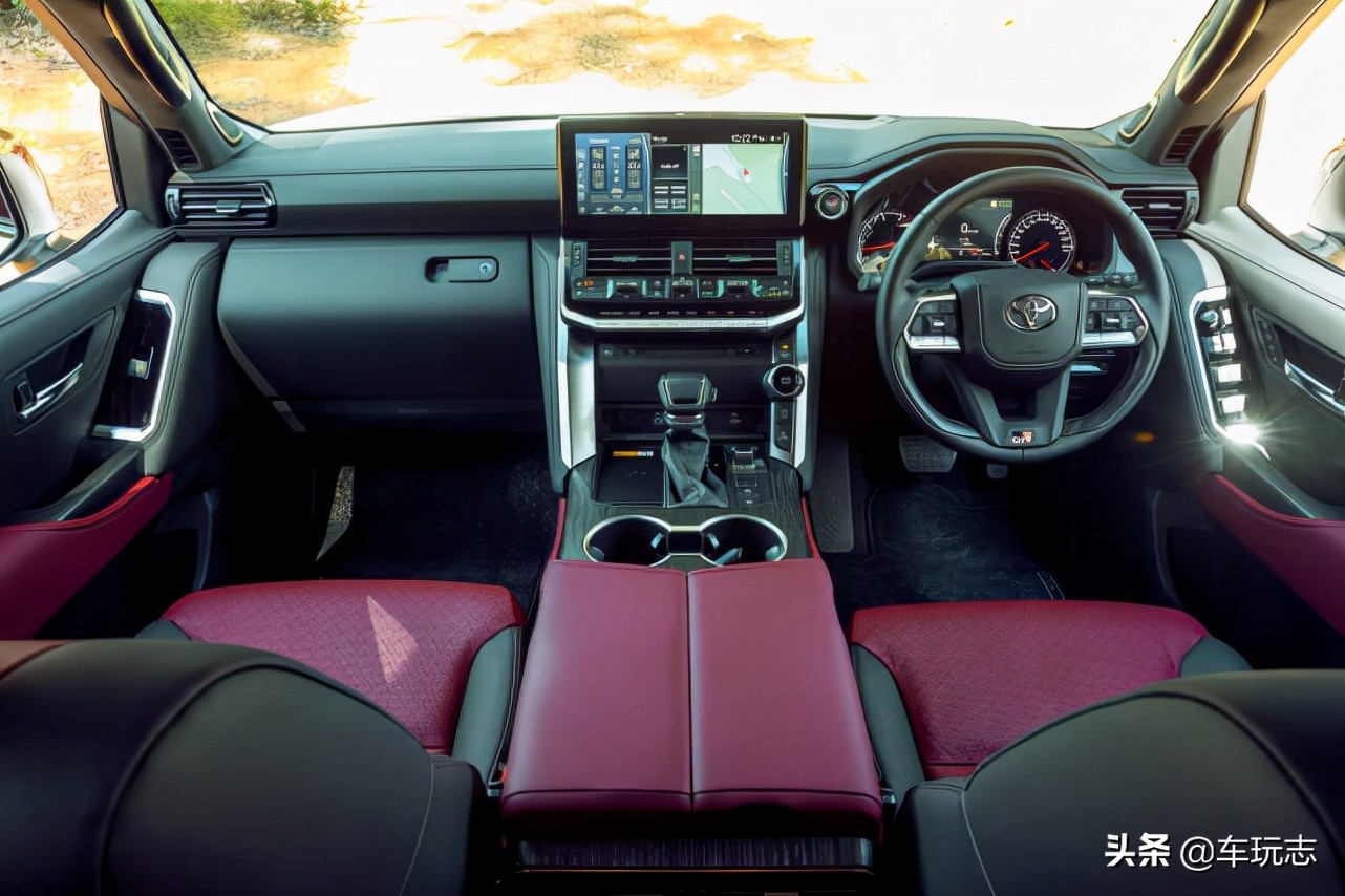 丰田陆地巡洋舰lc3002023最新款,2022款丰田陆地巡洋舰300
