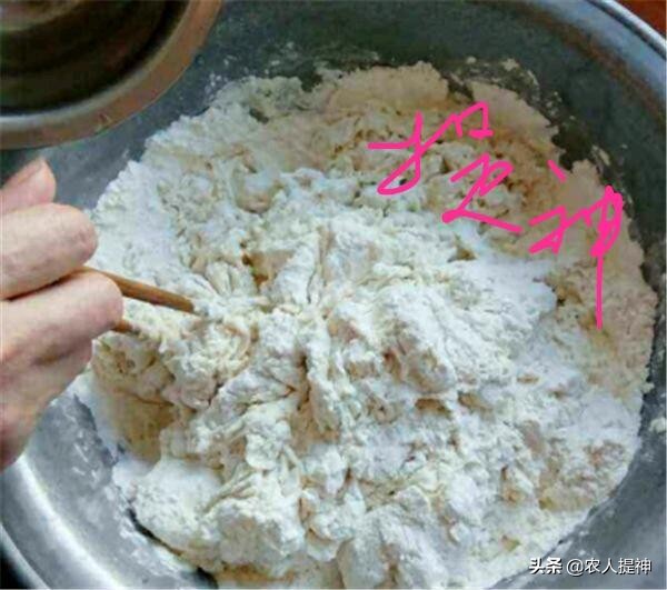 发面用多少度的水和面,一斤发面用多少水合适