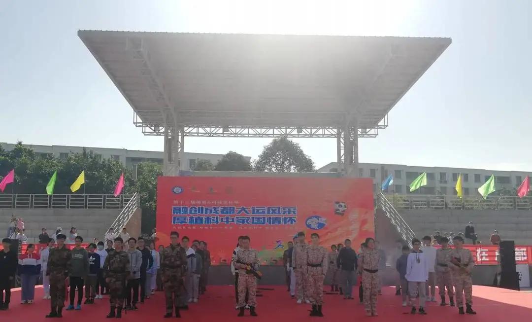 机器人在技能大赛上尬舞,世界机器人舞冠军挑战赛