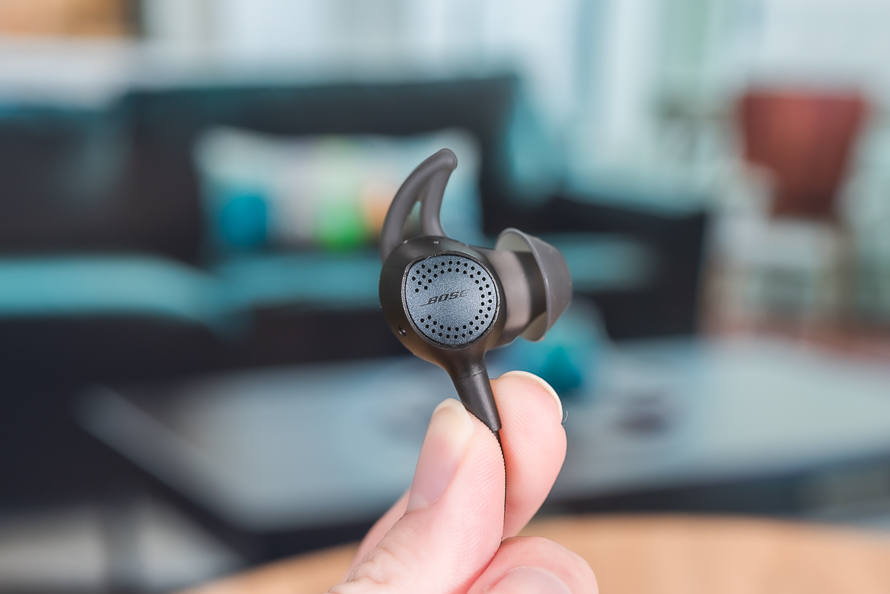 索尼wi-1000x与boseqc30谁好,索尼wi1000xm2对比boseqc30