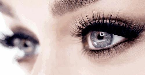 脸上哪些穴位可以促进眼部恢复,眼部八大穴位按摩美容