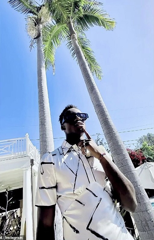 麦当娜年轻时穿白裙子视频,年轻时的麦当娜身材容貌