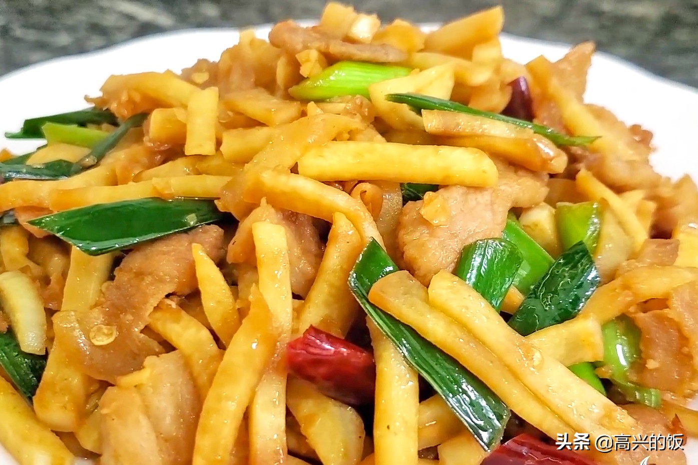 亲自下厨炒几道家常菜美味又卫生,引爆食欲的四道家常菜简单又好吃