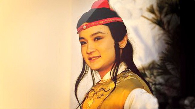 宝玉和源氏出家：不同文化背景下的相同选择