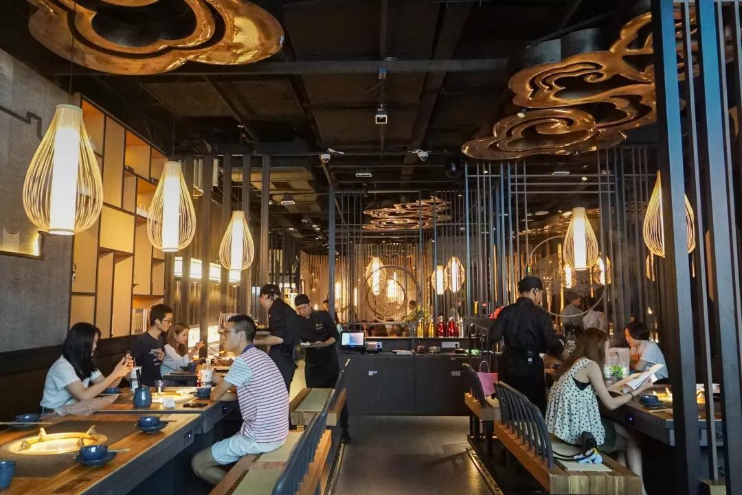 东城万达今天营业吗,万达排队店