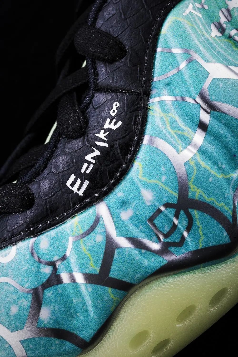 有哪些中国风的鞋,中国风缎面鞋