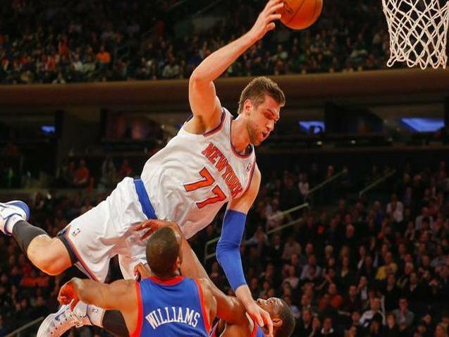 黄曼巴罗伊场均,黄曼巴罗伊最强nba怎么转身