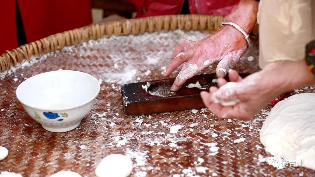 遇见美丽江西|乡情乡味，印子米果