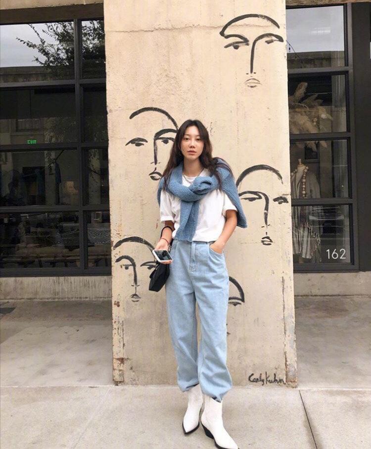 闊╁浗绌挎惌鏄ュ鏂版,闊╅噷闊╂皵鐨勬槬瑁呯┛鎼竴鏁村