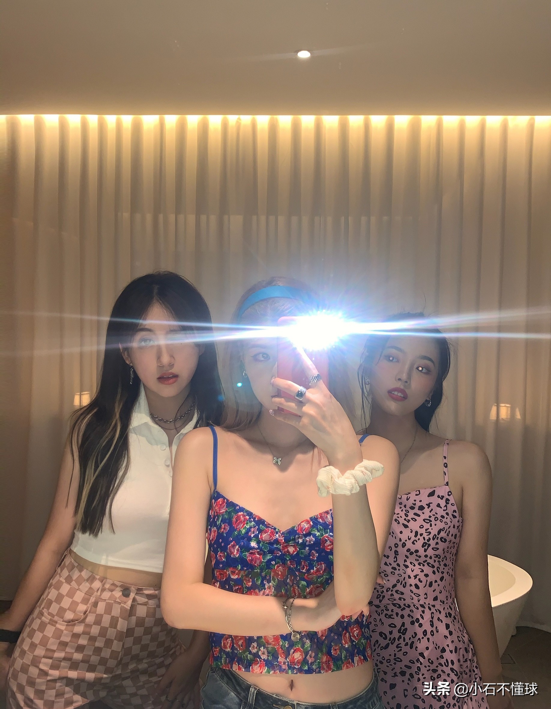 韦世豪吴雅,吴雅和韦世豪什么关系