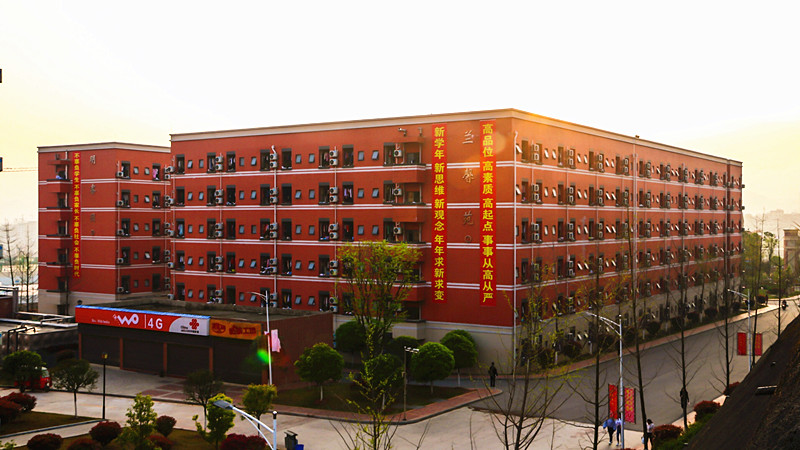 贵州财经大学商务学院图片,贵州财经大学商务学院地图