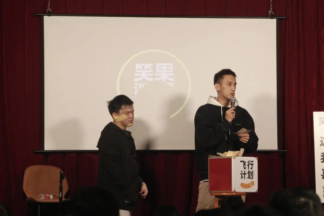 别争了，这条马路才是魔都内卷之王