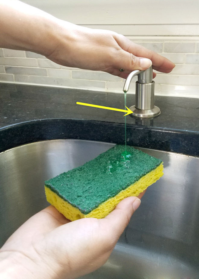 洗碗水槽有个小孔,洗碗水槽不用的孔怎么堵