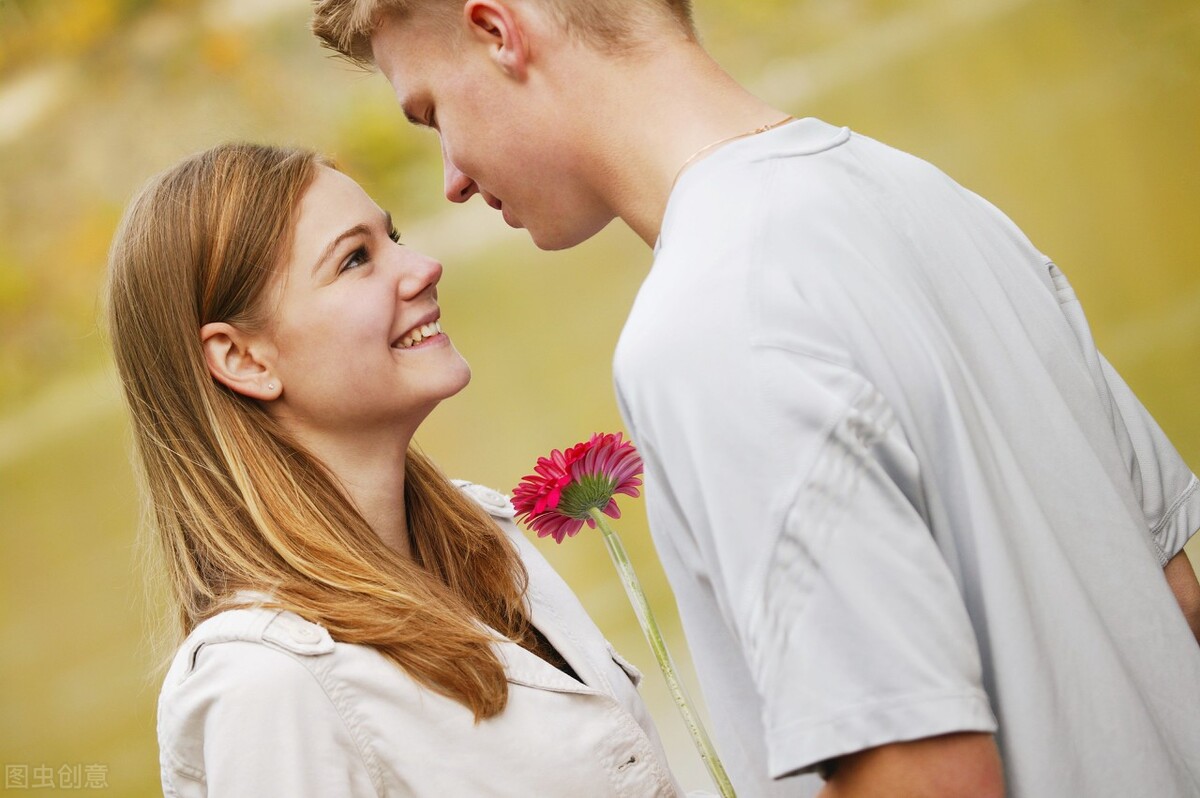 男女之间，这样的“称呼”，十有八九关系不一般，别不信