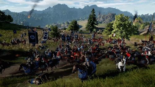 玩家潜伏土豪帮会，专门偷听情报贩卖，为此还专门组了间谍群