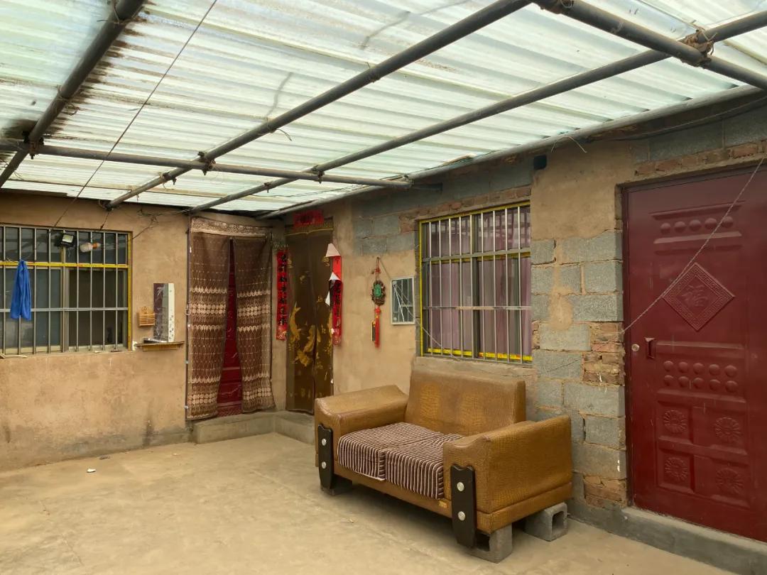 涉嫌强奸13岁女儿，快手背后的兽父