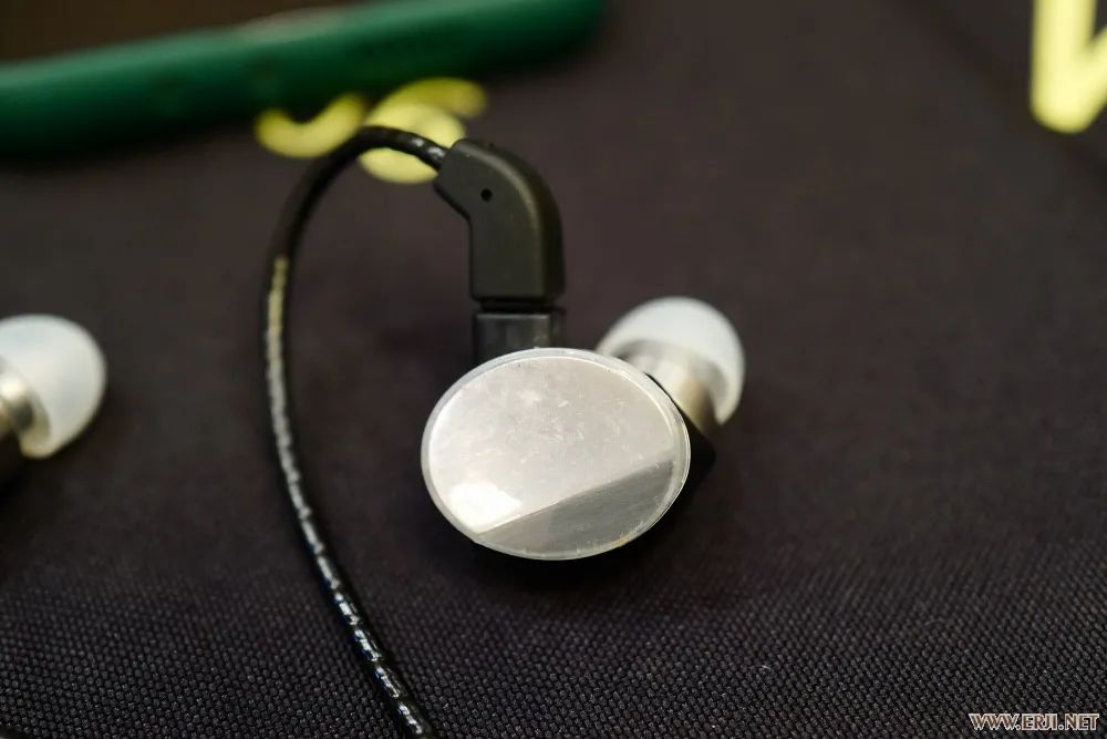 展商如何布展，才能让展位人气显得特别旺？成都国际耳机展大报道