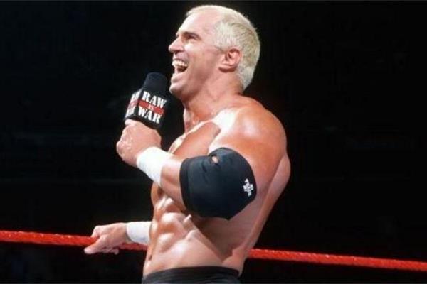 被对手电晕，踢断脖子，差点摔死，WWE也有动真格的时候